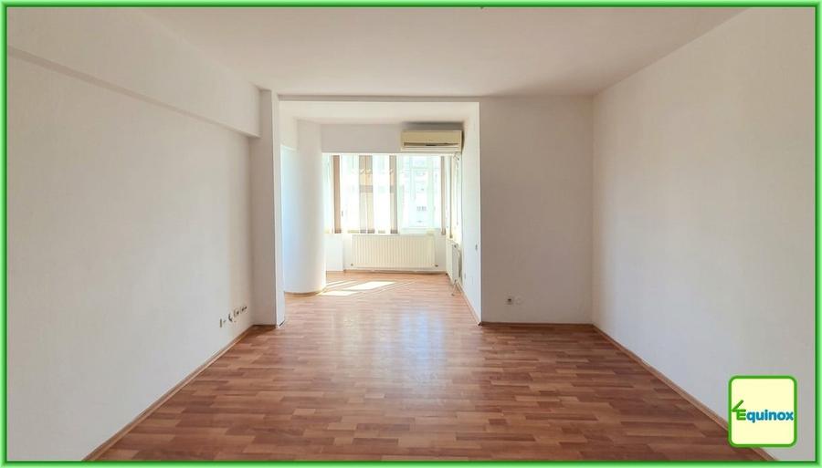 Apartament cu 3 camere de vânzare, Piața Mihai Viteazul, ECX32313 - 1