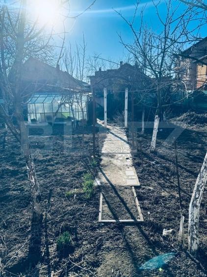 Casă individuală cu 3 camere cu Canalizare în Giroc