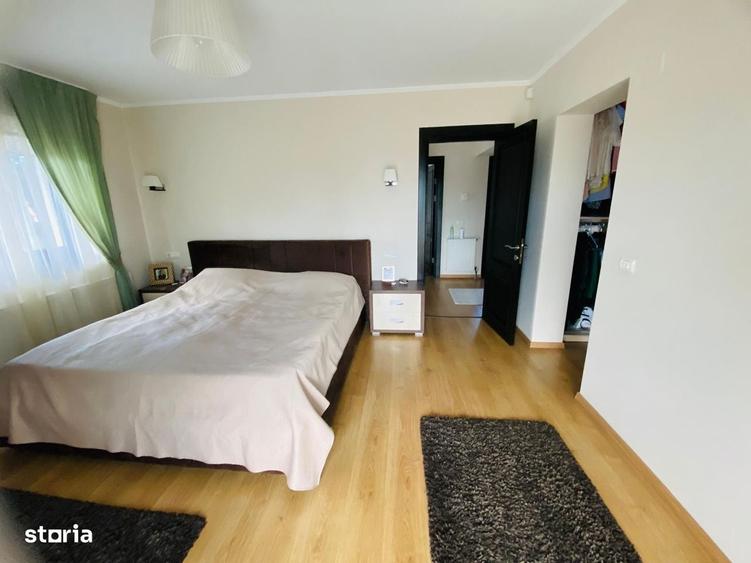 Casă cu 4 camere cu Teren 450 Mp în Ștefănești