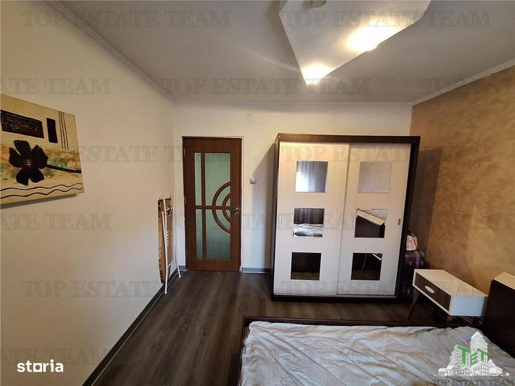 Apartament cu 2 camere semidecomandat, mobilat în Independenței