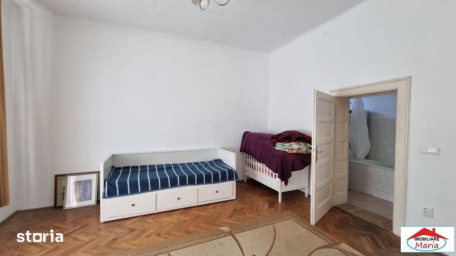 Casă cu 3 camere cu Teren 421 Mp în Titulescu