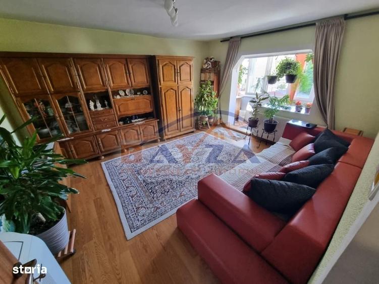 Apartament cu 3 camere decomandat în Ultracentral