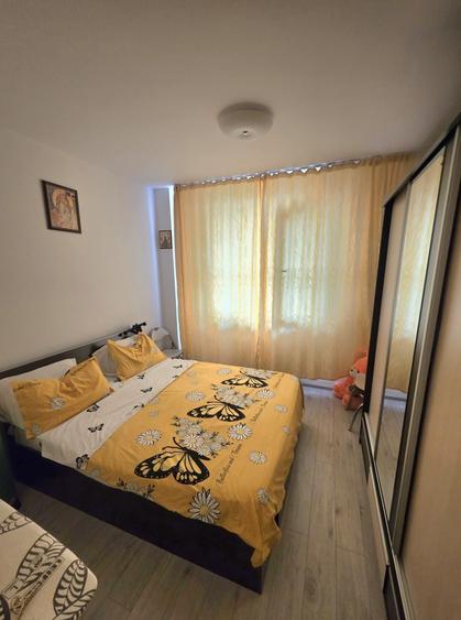 Apartament cu 2 camere semidecomandat în Roșu