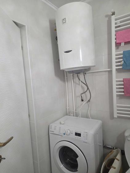 Apartament cu 2 camere decomandat în Halânga