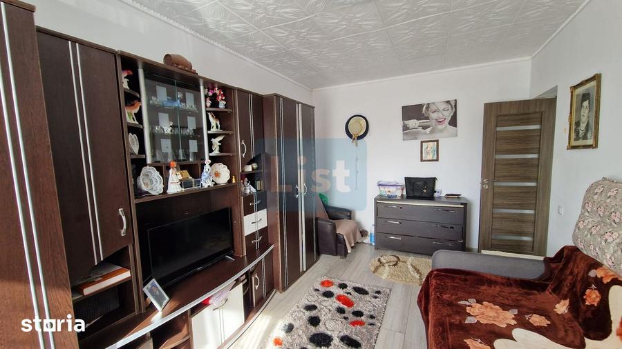 Casă cu 5 camere cu Teren 720 Mp în Central