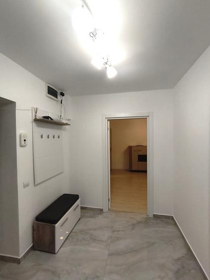 Garsonieră decomandată în Brâncoveanu