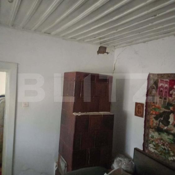 Casă individuală cu 3 camere cu Teren 910 Mp în Exterior Sud