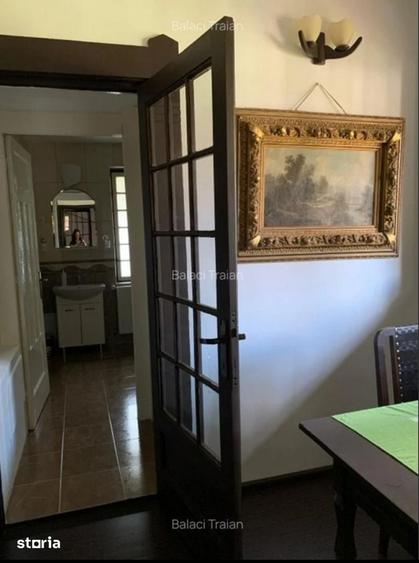 Apartament cu 4 camere în Castelul Peleș