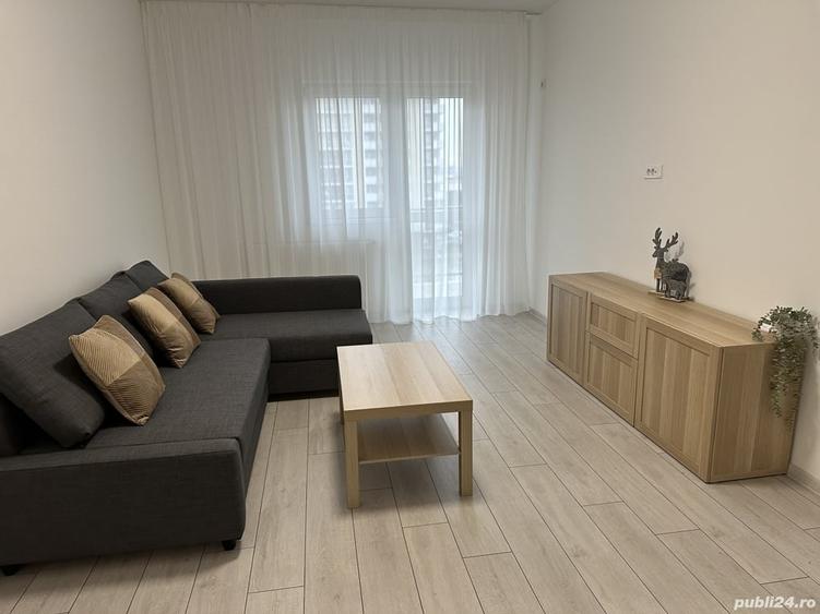 Apartament cu 2 camere decomandat în Central