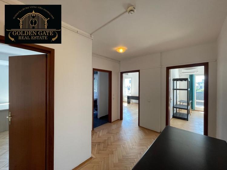 Apartament cu 4 camere decomandat în Universitate