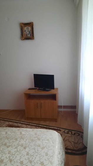 Apartament cu 2 camere semidecomandat în Exterior Vest