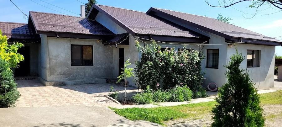 Casă cu 3 camere cu Teren 2500 Mp în Valea Cotești