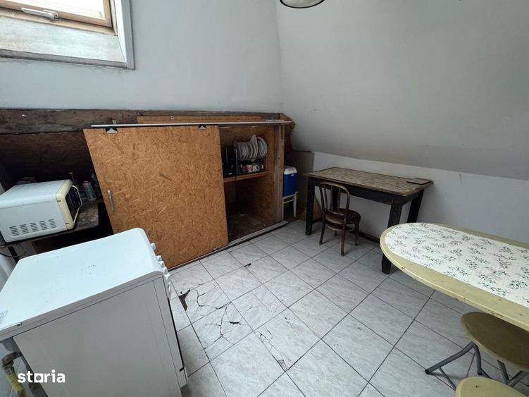 Inchiriere apartament mansarda 5 camere vila curte Cotroceni metrou - 8