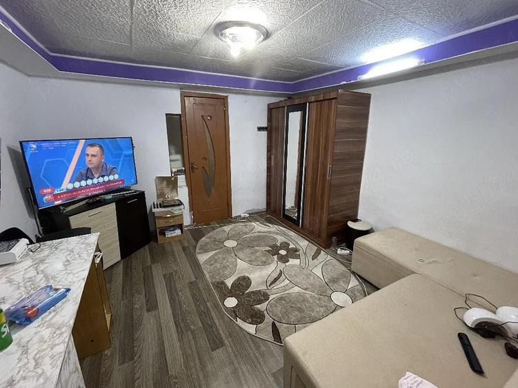 Casă cu 3 camere cu Teren 350 Mp în Central