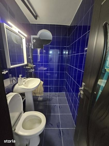 Apartament cu 4 camere în Mărăței