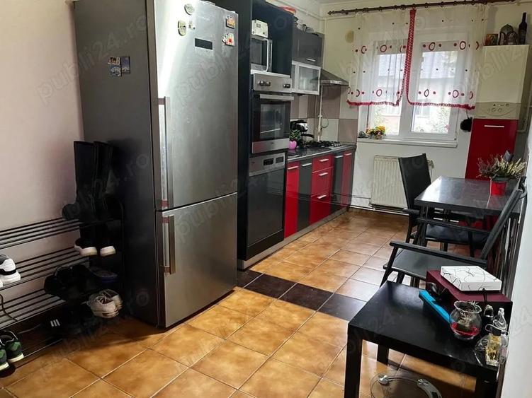 Apartament cu 2 camere semidecomandat în Central