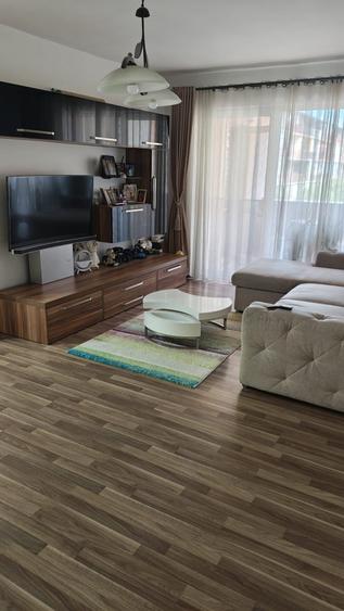 Apartament cu 2 camere decomandat în Florești — fotografia 1