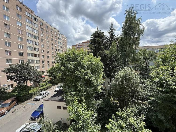 Apartament cu 3 camere în Astra