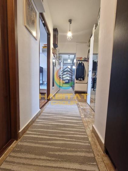 Apartament cu 4 camere semidecomandat, mobilat în Brâncoveanu