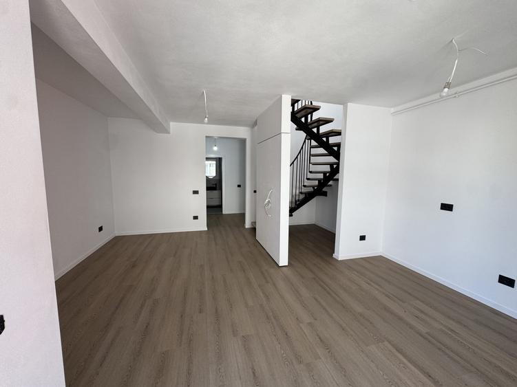 Apartament cu 3 camere în Giroc
