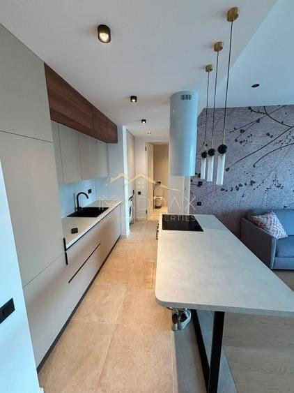Apartament cu 2 camere decomandat în Herăstrău