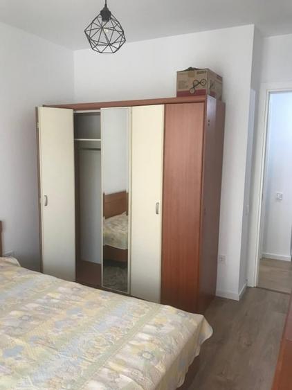 Apartament cu 2 camere semidecomandat, mobilat în Drumul Taberei