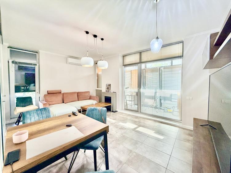 Apartament cu 2 camere decomandat, mobilat în Lipovei