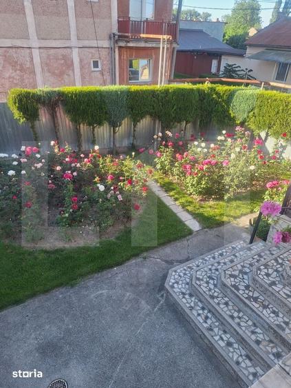 Casă cu 6 camere cu Teren 470 Mp în Central