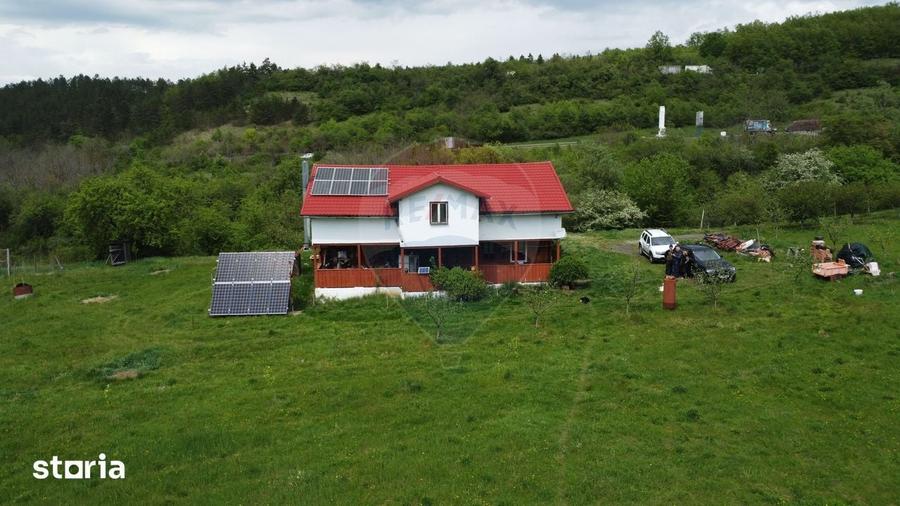 Proprietate OFF-GRID 5,76 Ha. Casa tradi?ionala lemn. Limita Cluj - 18