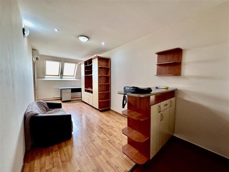 Apartament cu 2 camere semidecomandat în UTA