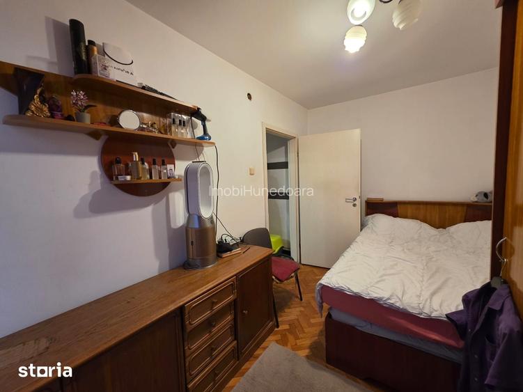 Apartament 3 camere decomandat, Deva - Str. Progresului 65 mp Etaj 4