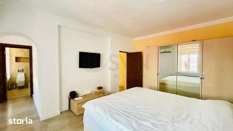 Casă cu 5 camere cu Canalizare în Ultracentral
