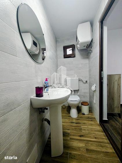 Casă cu 6 camere cu Teren 476 Mp în Central