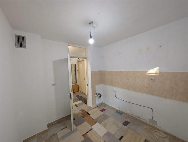 Apartament cu 2 camere decomandat în Radu Negru