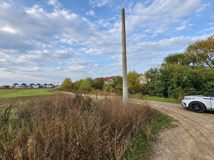 Teren Construcții intravilan de 500 mp, în Tunari