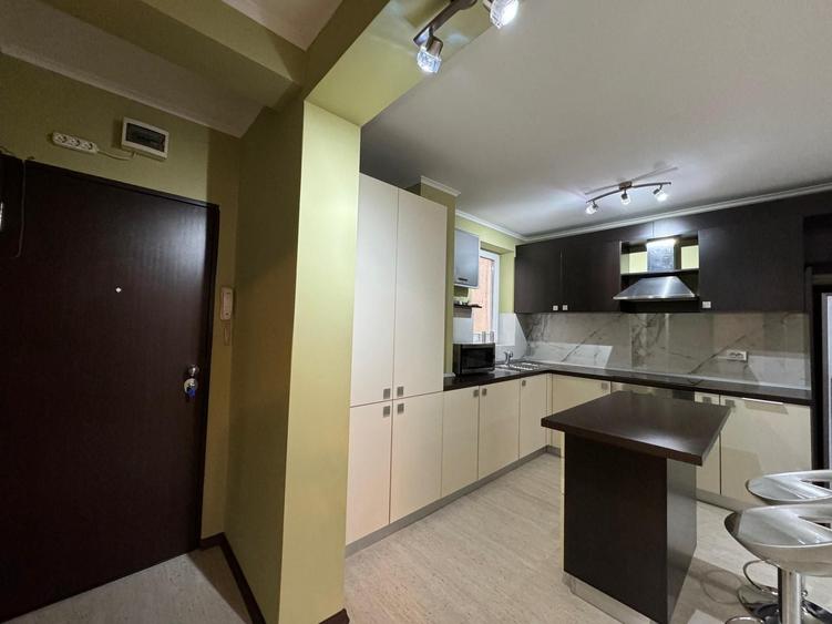 Apartament cu 2 camere decomandat în Sânmartin