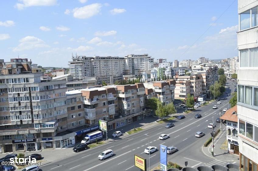 Apartament cu 4 camere în Tudor Vladimirescu