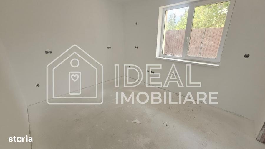 Casă cu 4 camere cu Teren 250 Mp în Central