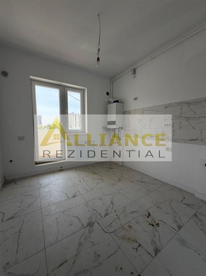 Garsonieră decomandată în Sud