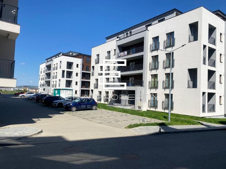 Apartament cu 2 camere semidecomandat în Turnișor