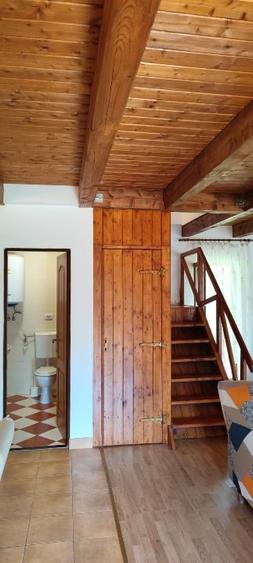 Casă individuală cu 5 camere cu Canalizare în Eremitu