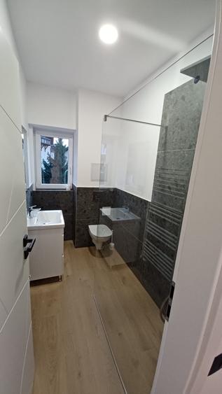 Apartament cu 2 camere semidecomandat în Ultracentral