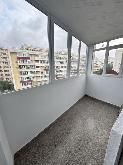 Apartament cu 2 camere decomandat în Brâncoveanu