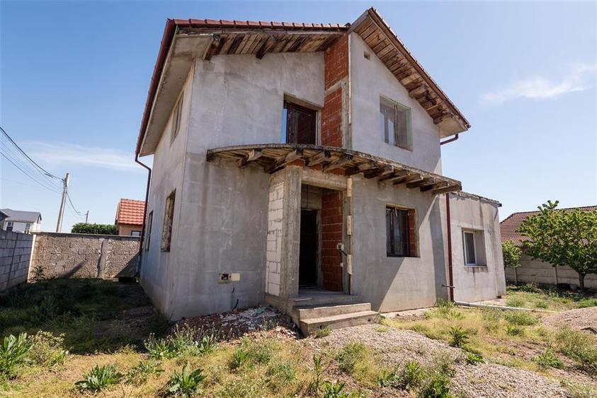 Casă cu 4 camere cu Teren 431 Mp în Sântandrei