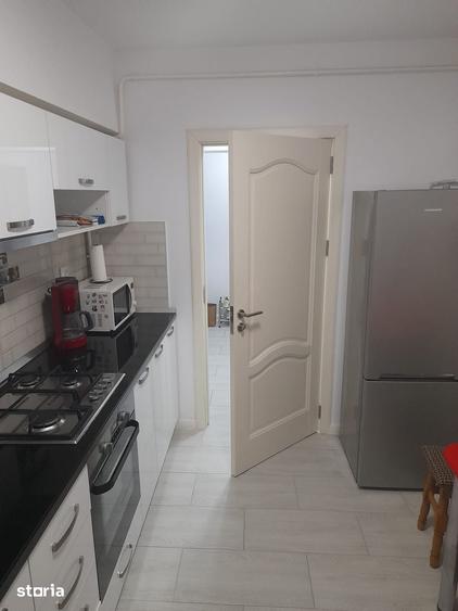 Apartament de inchiriat, 3 camere, decomandat, 77 mp, Nicolina - 6