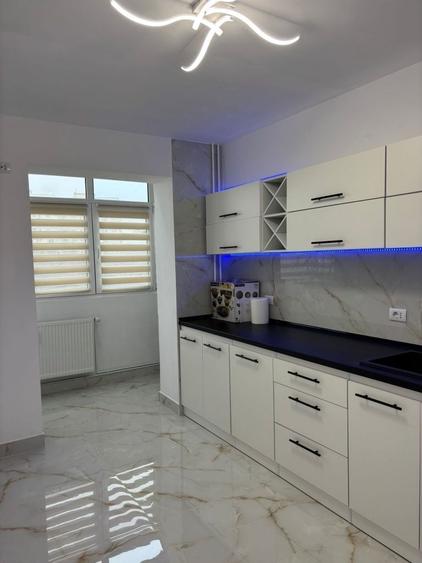 Apartament cu 2 camere decomandat în Vest