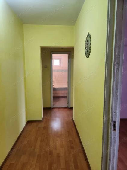 Apartament cu 4 camere decomandat în Gării