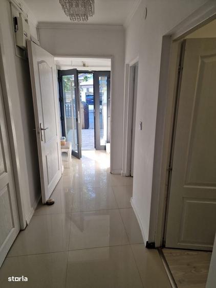 Casă cu 4 camere în Ultracentral