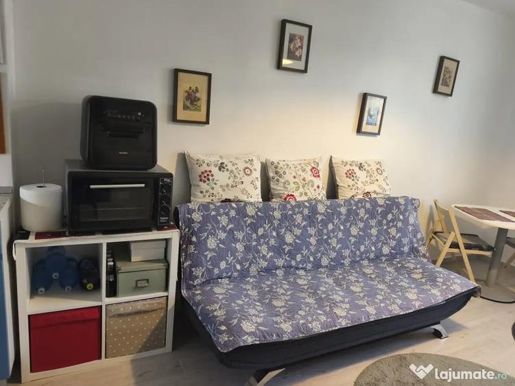 Apartament cu 2 camere semidecomandat în Central