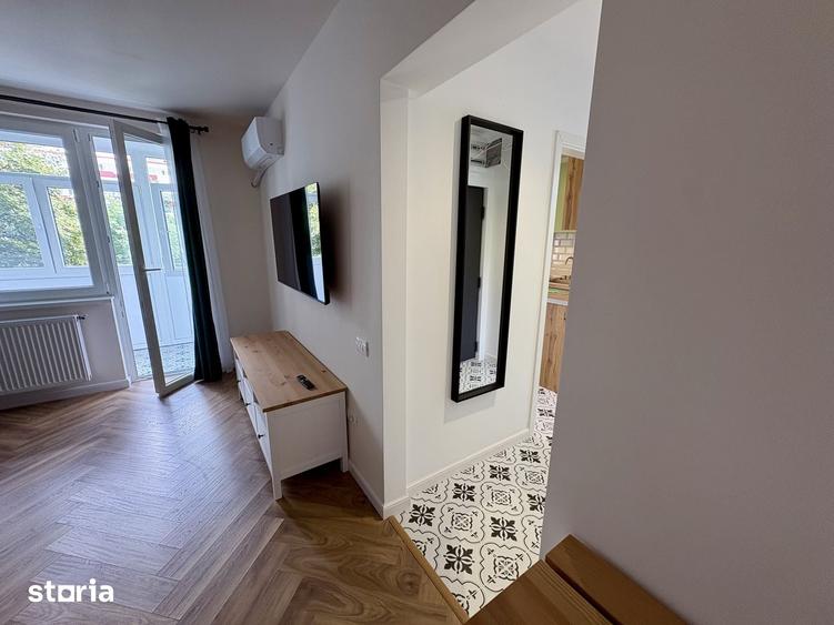 Apartament cu 2 camere semidecomandat în Giurgiului